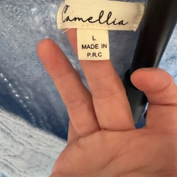 Camellia scallop gem cable knit cardigan size large - Picture 5 of 6